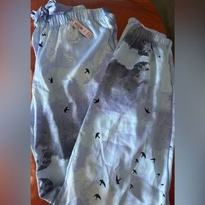 Victoria's Secret Sky Blue Birds Lounge jogger style pajama bottoms- NWT Size XS